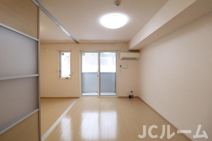 サンリジュールの居間・リビング