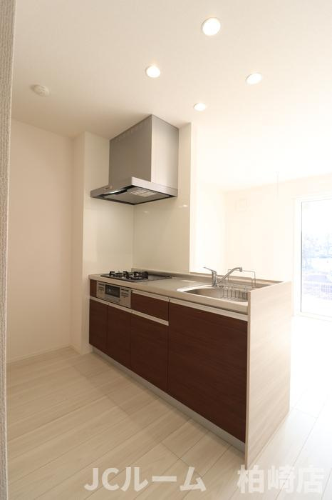 柏崎市豊町のアパートのキッチン