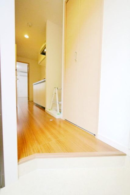 【玄関】 | リブリ・ダーシェンカ