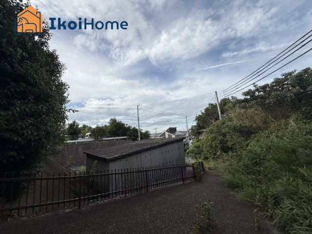神戸市西区伊川谷町潤和　土地の前面道路含む現地写真|●年中無休：当日予約可●建築条件無しのため、お好きなハウスメーカーにて建築可能です。
