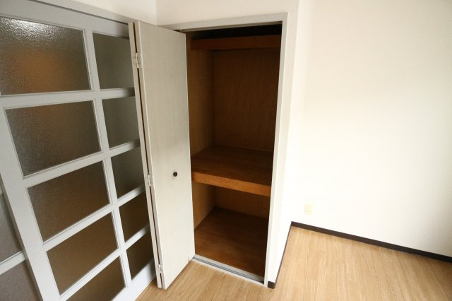 クレスタ舞子の収納