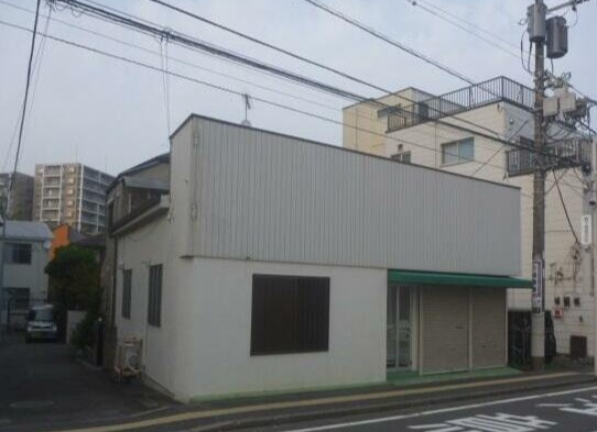 鹿志村店舗・事務所の外観