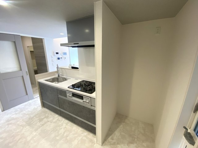 プレミア西条中央Ｂ棟のキッチン