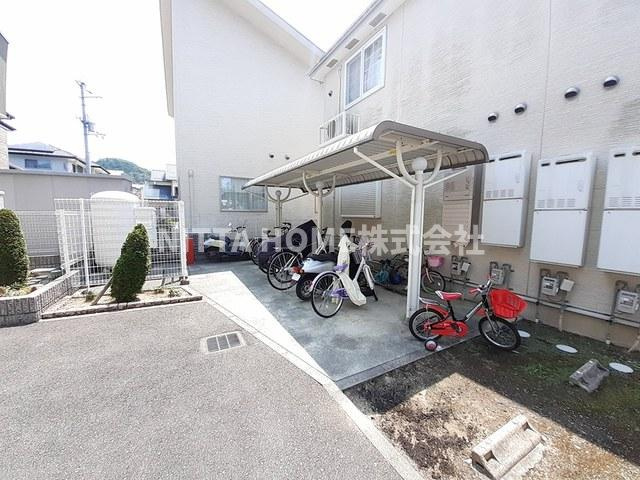 グリーン・エコーⅠのその他共用部分|屋根付きの駐輪場がございます★