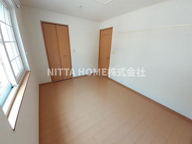 グリーン・エコーⅠの内装|洋室は６帖です♪