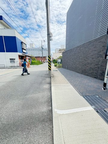 ジオ茨木中穂積の周辺