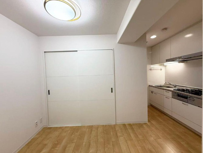 【キッチン】 | サンコート池袋 | スマートな意匠と充実の機能を備えたキッチンが、暮らしにおいしい彩りを添えます