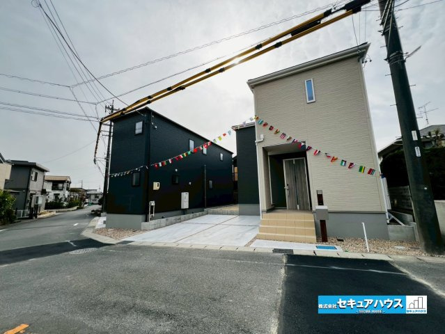 【完成♪今からご案内可能】知多市寺本台3丁目 全2棟の前面道路含む現地写真|事前予約にて現地ご見学いただけます！お気軽にお問い合わせください♪
■株式会社　セキュアハウス■
住宅ローンに強く、知識、経験豊富なスタッフ在籍
お客様に寄り添い、ご成約後もサポート致します