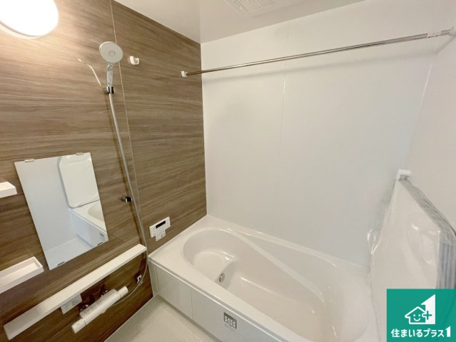 京都市西京区山田車塚町　第3期　新築一戸建ての前面道路含む現地写真|周辺は落ち着いた街並みの住宅地！子育てがしやすい住環境です！まだ未完成ですが、現地でしかわからない事もございます。是非一度ご覧ください。