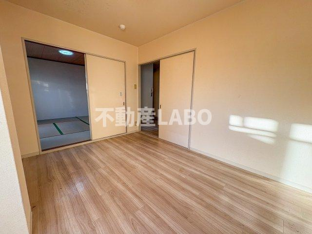 メロディハイツ吉積の洋室