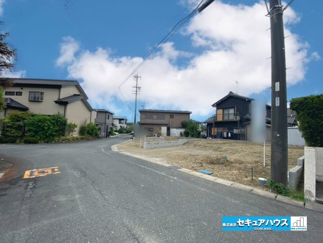 【同施工物件ご案内可能】知多市寺本台3丁目 全2棟の前面道路含む現地写真|事前予約にて現地ご見学いただけます！お気軽にお問い合わせください♪
■株式会社　セキュアハウス■
住宅ローンに強く、知識、経験豊富なスタッフ在籍
お客様に寄り添い、ご成約後もサポート致します。
