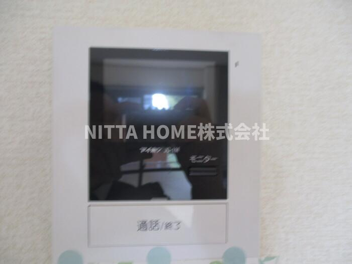 ヴェルジェのセキュリティ|来客時にも便利なモニタ付きインターホン◎