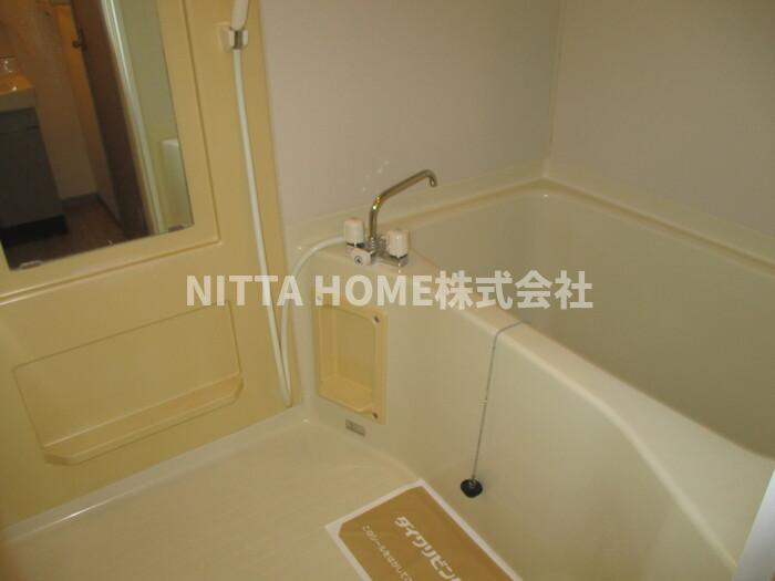 ヴェルジェの浴室|落ち着いた空間のお風呂です(^^)