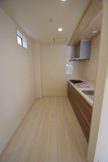 【キッチン】 | 【仲介手数料無料！！】府中市四谷４丁目　新築戸建て（全5棟）5号棟　4890万円