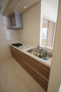 【キッチン】 | 【仲介手数料無料！！】府中市四谷４丁目　新築戸建て（全5棟）5号棟　4890万円