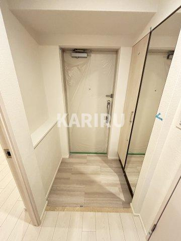 スプランディッド上本町WESTの玄関