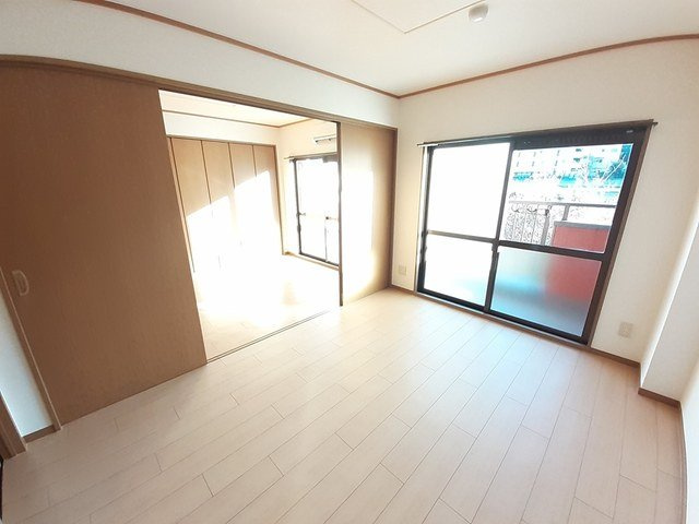 リッツジュンの内装