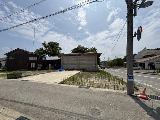 輪島市　売土地の外観