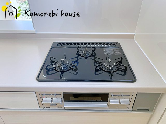 鴻巣市松原　新築一戸建て　リーブルガーデン　04のキッチン|きれいなキッチンです