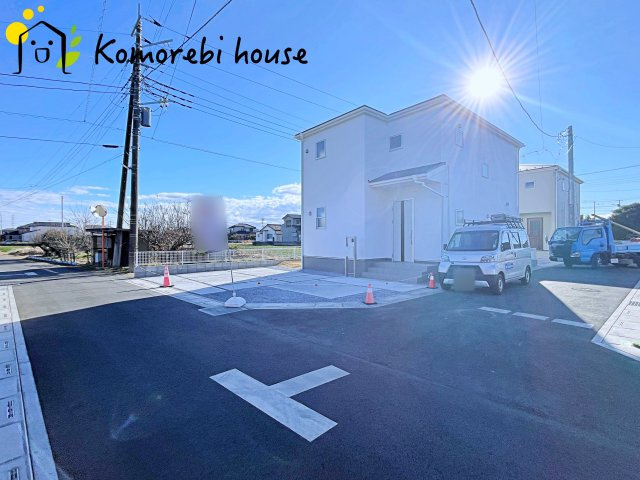 鴻巣市松原　新築一戸建て　リーブルガーデン　04の前面道路含む現地写真|前面道路含む現地写真です