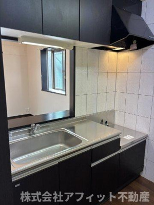 【キッチン】 | ヘップバーン | 吊戸棚付き