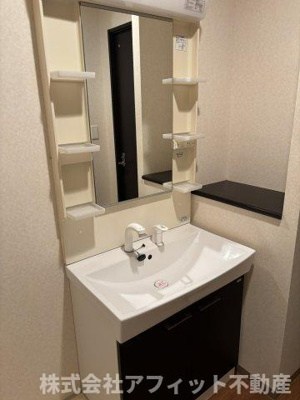 【洗面所】 | ヘップバーン | 洗髪洗面化粧台