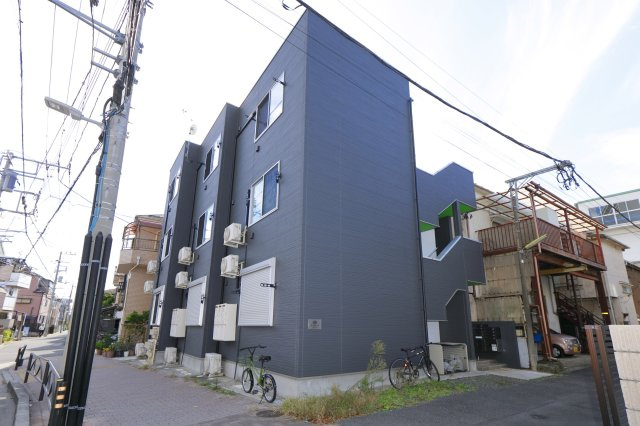 クレシア青戸の外観