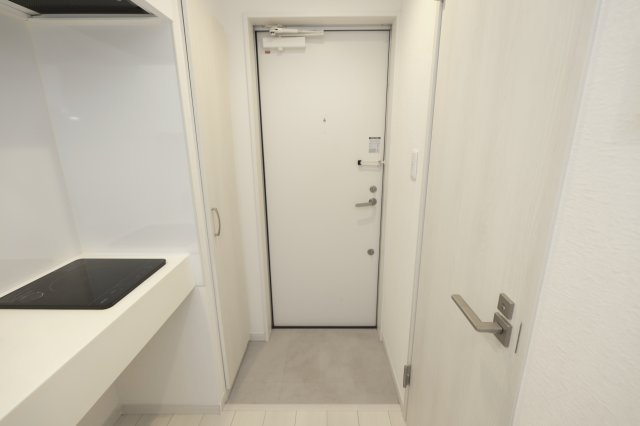 クレシア青戸の玄関