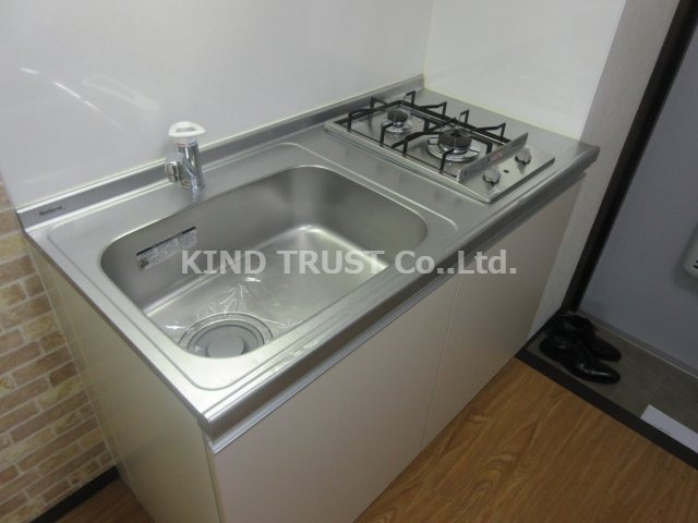 メゾンコウエイのキッチン|コンパクトなキッチンで掃除もラクラク