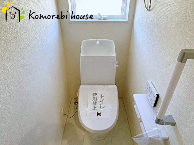 鴻巣市松原　新築一戸建て　リーブルガーデン　05のトイレ|トイレもきれいです