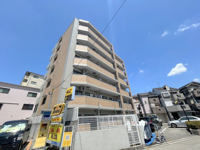 プリオール上新庄の外観