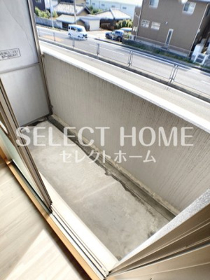 【バルコニー】 | Ａ・Ｃｉｔｙ宇頭 | 同型タイプバルコニーからの眺めを楽しみながら食事をしませんか