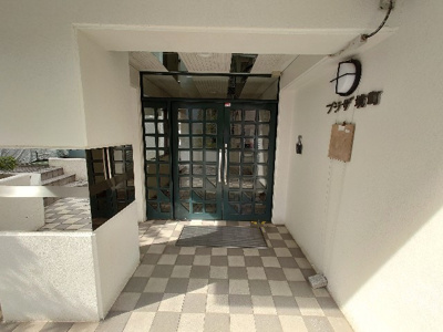 【エントランス】 | プラザ境町