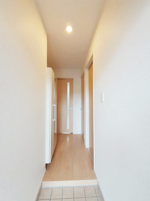 Ｚｅｌｋｏｖａの玄関