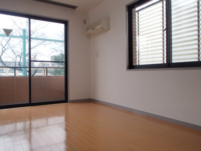 【洋室】 | カスティーヨ杵島