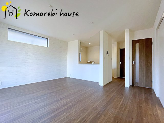 鴻巣市松原　新築一戸建て　リーブルガーデン　07の居間・リビング|12/22　撮影済み