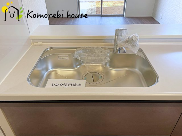 鴻巣市松原　新築一戸建て　リーブルガーデン　07のキッチン|12/22　撮影済み