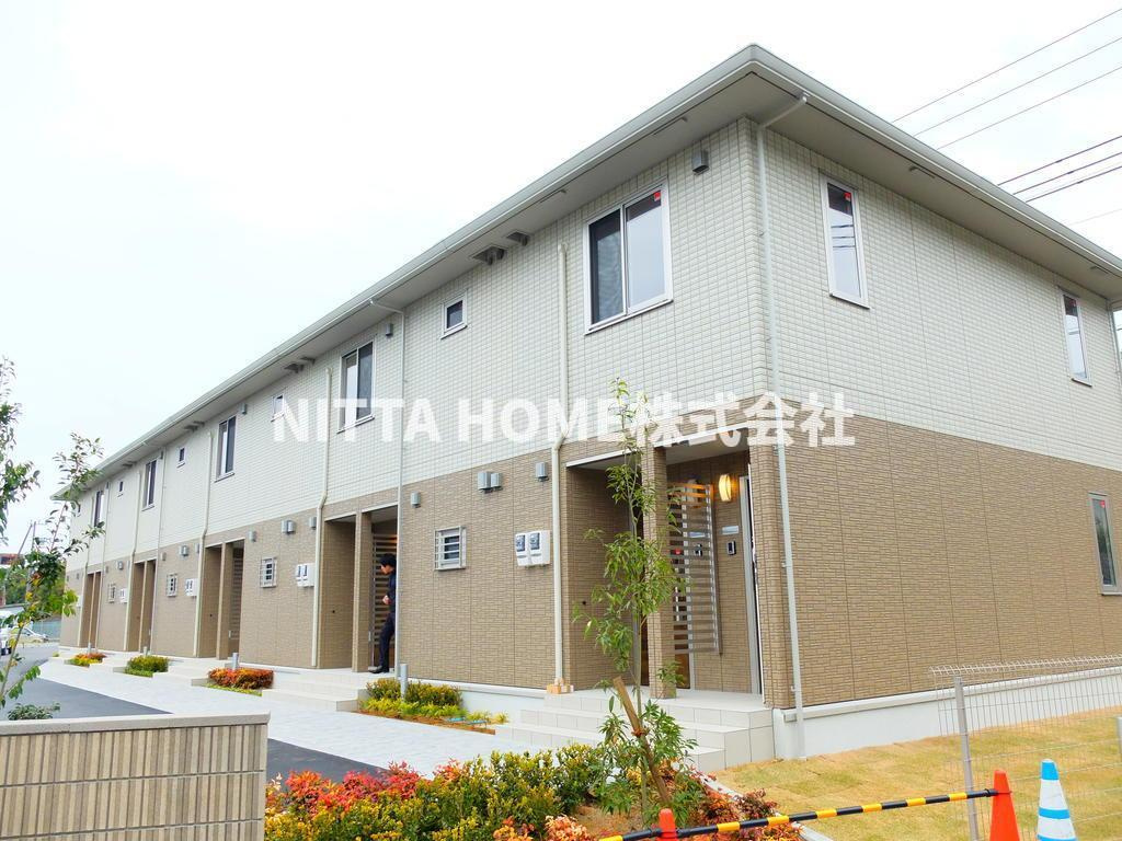 ＬＩＶＩＮ’ＯＮ　ＥＡＳＴ