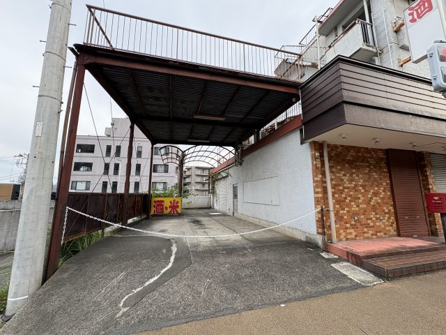 熱海市　上宿町の駐車場