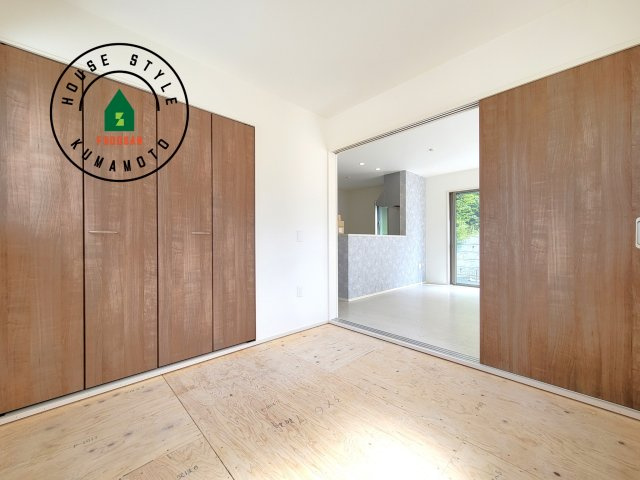 菊池市隈府第1‐2棟（2号棟）の内観：施工例|柔らかい畳が心地よい和室