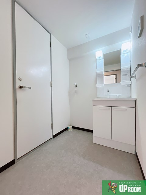 エミネンス江南の洗面所