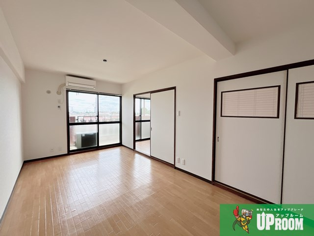 エミネンス江南の居間・リビング