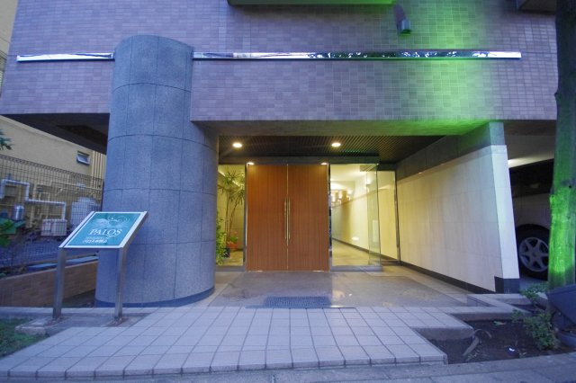 【エントランス】