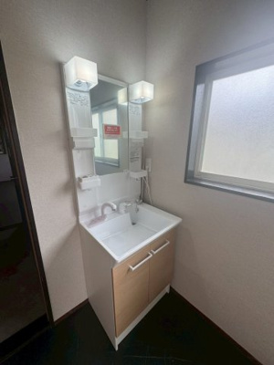 【独立洗面台】 | ラ・メゾン吉見