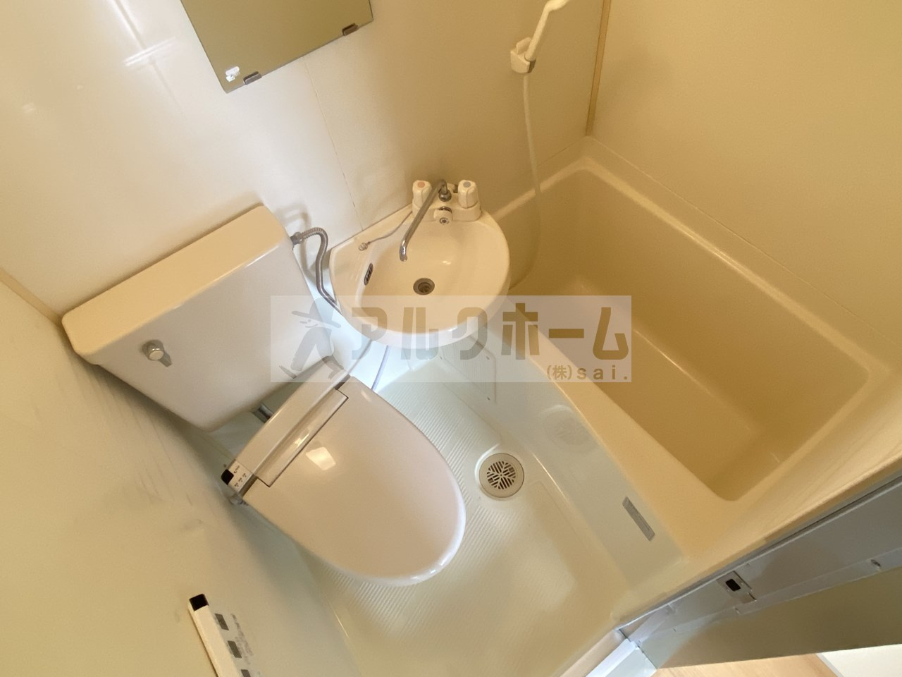 OMレジデンス柏原2の浴室