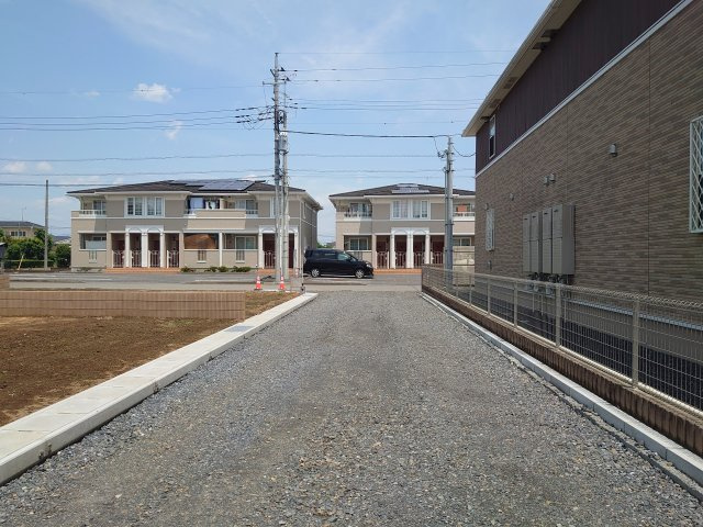 【土地】太田市新道町　C区画（全4区画）の前面道路含む現地写真|前面道路含む現地写真です