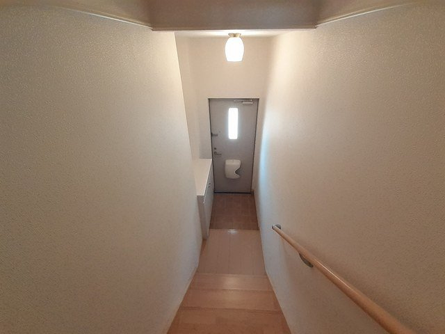 サンハイツ北六甲参番館の玄関