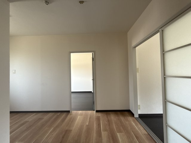 ディアス坂越の居間・リビング