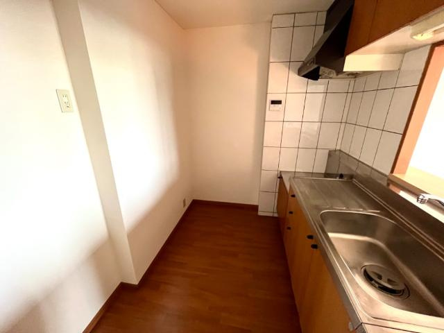 イル・プティットのキッチン|キッチン