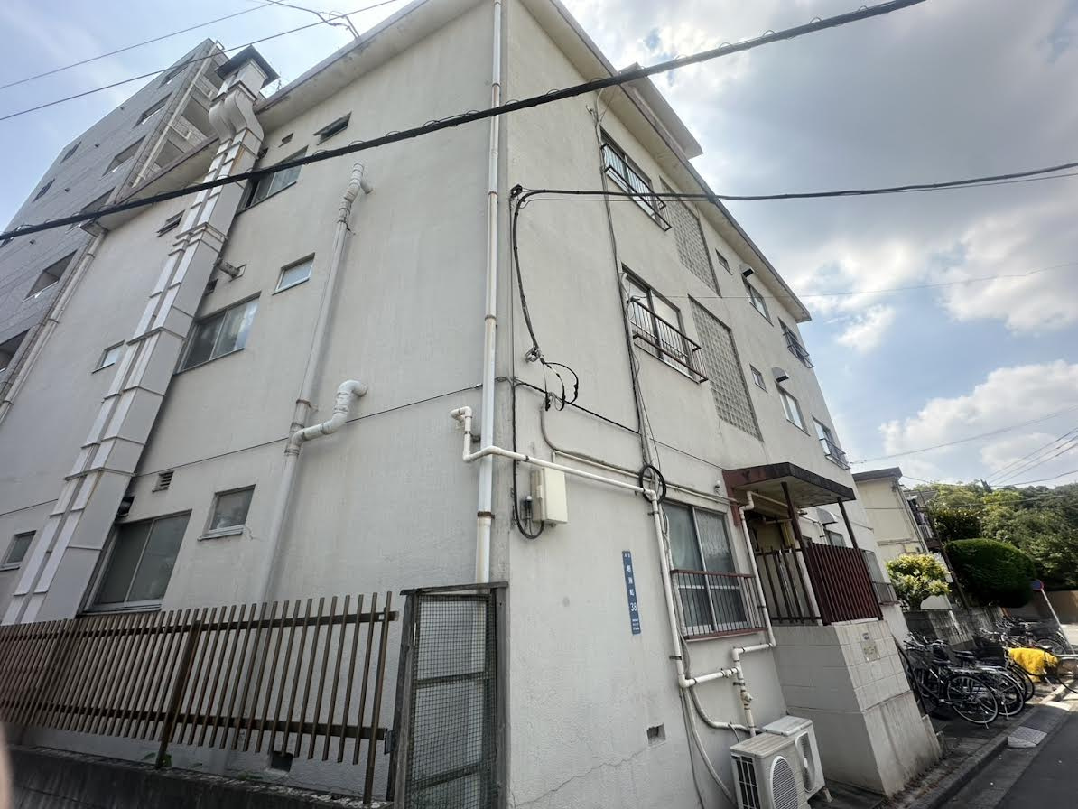 中山コーポの外観|落ち着いた雰囲気の外観です